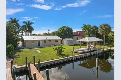 2727 Sanderling Ct, Saint James City, FL 33956 - Photo 5