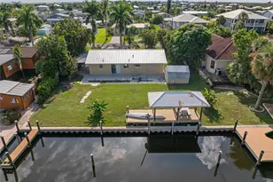 2727 Sanderling Ct, Saint James City, FL 33956 - Photo 7