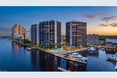 1900 Virginia Ave #1401, Fort Myers, FL 33901 - Photo 1