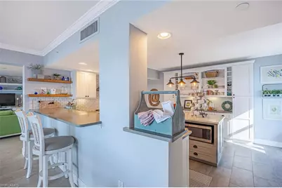 1900 Virginia Ave #1401, Fort Myers, FL 33901 - Photo 13