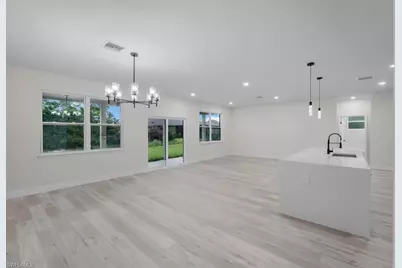 4749 Myrtle Beach Dr, Sebring, FL 33872 - Photo 11