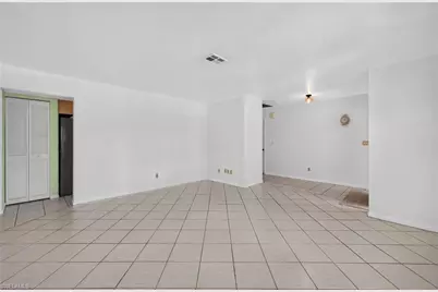 1118 SE 18th St, Cape Coral, FL 33990 - Photo 7