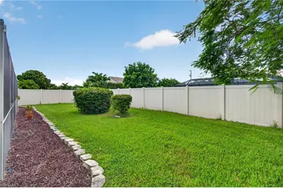 1118 SE 18th St, Cape Coral, FL 33990 - Photo 33