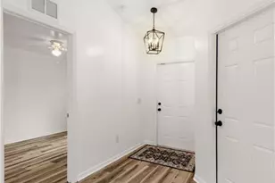 3520 SW 17th Ave, Cape Coral, FL 33914 - Photo 3