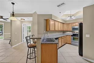 12505 McGregor Blvd, Fort Myers, FL 33919 - Photo 5
