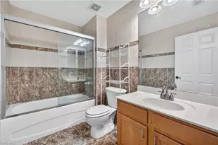 12505 McGregor Blvd, Fort Myers, FL 33919 - Photo 27