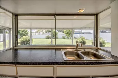3609 SE 2nd Ave, Cape Coral, FL 33904 - Photo 17