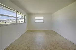3609 SE 2nd Ave, Cape Coral, FL 33904 - Photo 25