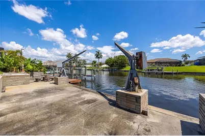 1334 SE 12th Ter, Cape Coral, FL 33990 - Photo 41