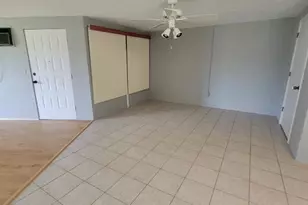 10 Regency Ct, Lehigh Acres, FL 33936 - Photo 5
