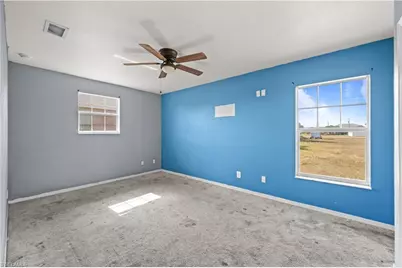 2028 NE 17th Pl, Cape Coral, FL 33909 - Photo 11