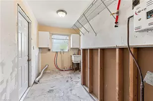 4917 Triton Ct W, Cape Coral, FL 33904 - Photo 23
