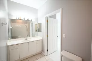 15433 Bellamar Cir, Fort Myers, FL 33908 - Photo 19