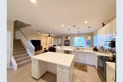 15470 Laguna Hills Dr, Fort Myers, FL 33908 - Photo 9
