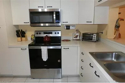 12150 Kelly Sands Way #620, Fort Myers, FL 33908 - Photo 5