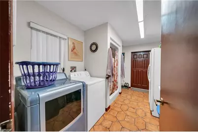 184 W Mariana Ave, North Fort Myers, FL 33903 - Photo 27
