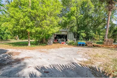 184 W Mariana Ave, North Fort Myers, FL 33903 - Photo 31