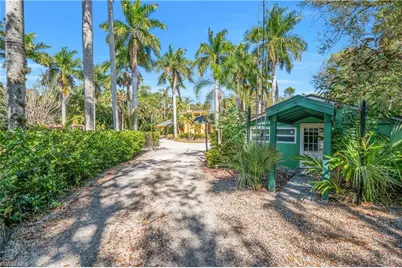 184 W Mariana Ave, North Fort Myers, FL 33903 - Photo 35