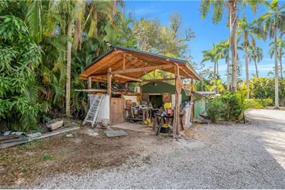 184 W Mariana Ave, North Fort Myers, FL 33903 - Photo 33