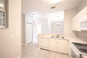 15449 Bellamar Cir, Fort Myers, FL 33908 - Photo 7