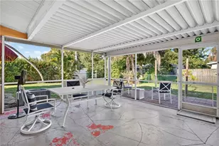 2950 Holly Rd, Fort Myers, FL 33901 - Photo 19