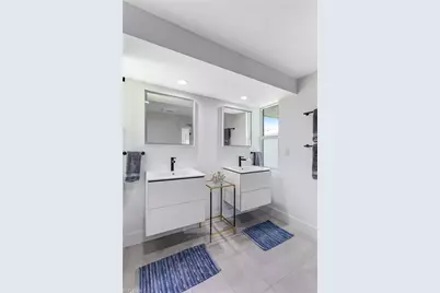 140 Egret St, Fort Myers Beach, FL 33931 - Photo 17