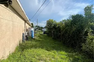 2908 12th St SW, Lehigh Acres, FL 33976 - Photo 39