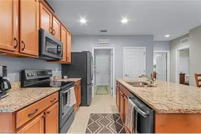15262 Ligustrum Ln, Alva, FL 33920 - Photo 7