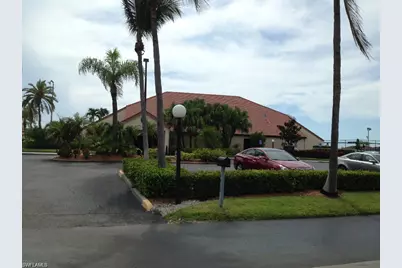 11300 Caravel Cir #210, Fort Myers, FL 33908 - Photo 17