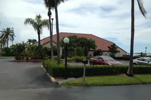 11300 Caravel Cir, Fort Myers, FL 33908 - Photo 17