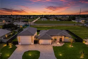 1018 NE Juanita Pl, Cape Coral, FL 33909 - Photo 43