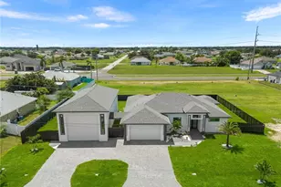 1018 NE Juanita Pl, Cape Coral, FL 33909 - Photo 41