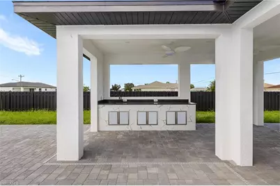 1018 NE Juanita Pl, Cape Coral, FL 33909 - Photo 31