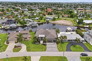 4949 Seville Ct, Cape Coral, FL 33904 - Photo 47