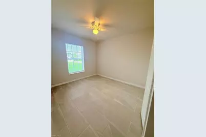 622 SE 7th St, Cape Coral, FL 33990 - Photo 11