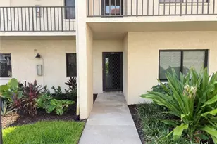 11460 Caravel Cir, Fort Myers, FL 33908 - Photo 5