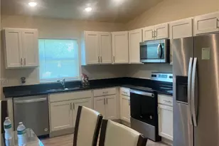 108 Dublin Cir, Labelle, FL 33935 - Photo 3