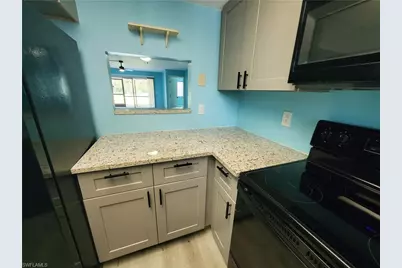 1055 Palm Ave #214, North Fort Myers, FL 33903 - Photo 9