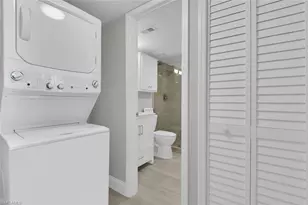16380 Dublin Cir, Fort Myers, FL 33908 - Photo 17