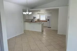 33 NW 25th St, Cape Coral, FL 33993 - Photo 7