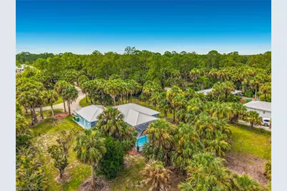 1140 29th St SW, Naples, FL 34117 - Photo 33