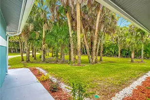 1140 29th St SW, Naples, FL 34117 - Photo 3