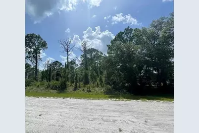 320 N Kennel St, Clewiston, FL 33440 - Photo 1