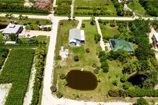 8500 Redwood Dr, Saint James City, FL 33956 - Photo 7