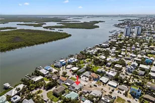 193 Hibiscus Dr, Fort Myers Beach, FL 33931 - Photo 23