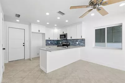 193 Hibiscus Dr, Fort Myers Beach, FL 33931 - Photo 35