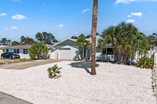 193 Hibiscus Dr, Fort Myers Beach, FL 33931 - Photo 41