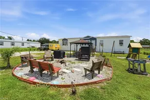 3621 Dustin Dr, Labelle, FL 33935 - Photo 3