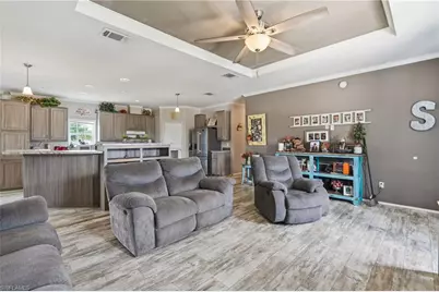3621 Dustin Dr, Labelle, FL 33935 - Photo 9