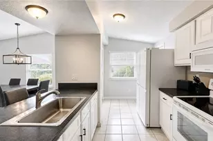 3915 SW 1st Ave, Cape Coral, FL 33914 - Photo 3
